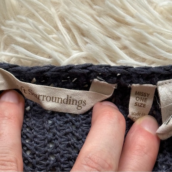 Soft Surroundings Cardigan Missy One Size Shawl poncho arm holes one button - Picture 6 of 8